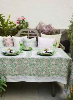 Bordsduk, Indian Summer Green Rose 150×350 cm – Chamois