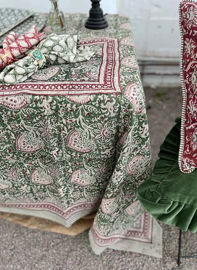 Bordsduk JULDUK Oriental Grön 150×230 cm – Chamois