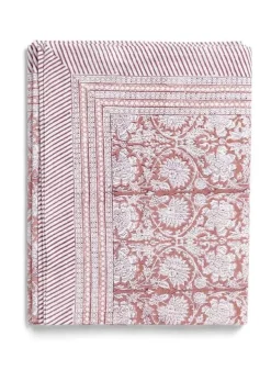 Bordsduk, Paradise Rose 150×230 cm – Chamois