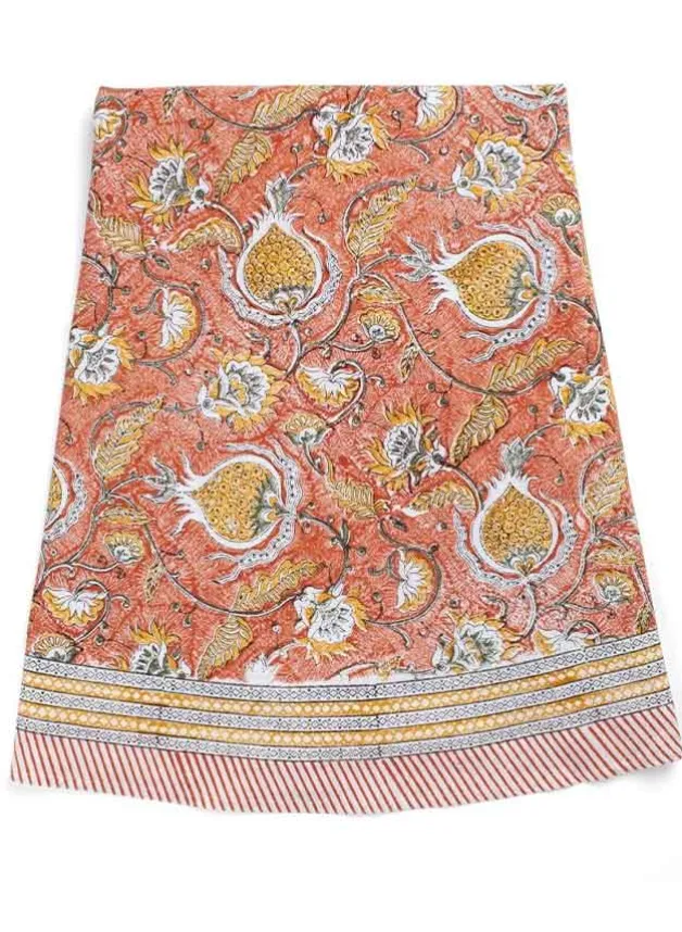 Bordsduk Rund – Pomegranate Orange Ø 220 cm – Chamois