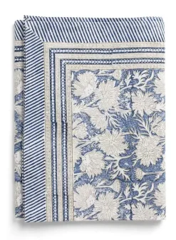 Bordsduk Waterlily Navy Blue 150×230 cm – Chamois