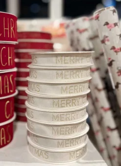 CREMEVITT presentband Merry Christmas i prickar 15 mm -15 meter