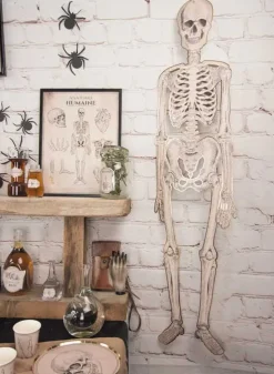 Hängande Skelett 135 cm – Halloween Dekoration