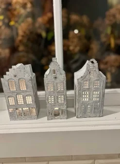 Ljuslykta Hus Fenix Grå/vit L8, B6, H18 cm – Affari