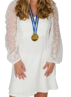 Medalj i metall Grattis till studenten – Diameter 8 cm