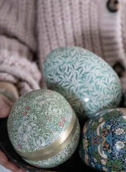 Påskägg William Morris 2 st – 15 cm