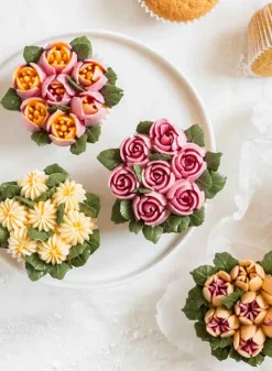 Tyllset Spritsar med 5 blomtyllar och 1 spritspåse 40 cm – Heirol